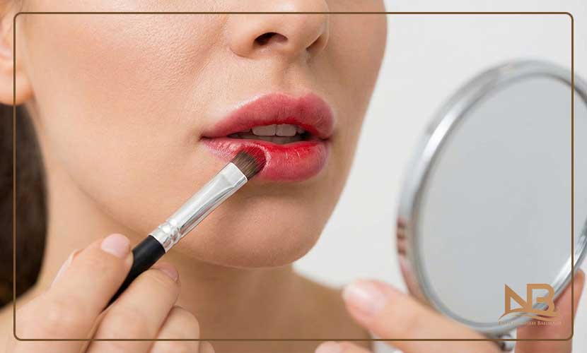 چند روز بعد از تزریق ژل لب میشه رژ زد؟ 16 چه زمانی بعد از تزریق ژل لب میتوان رژ لب زد؟